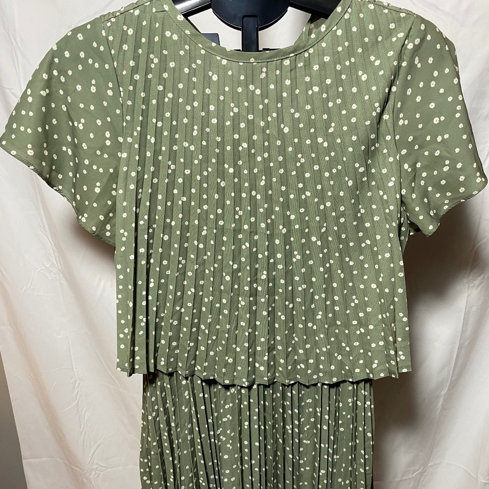 Roolee Mom Sage Floral Pleated Midi Dress Small Modest Cottagecore